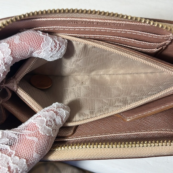 Michael Kors Rose Gold Zip Around Wallet - Price Firm - Picture 5 of 12